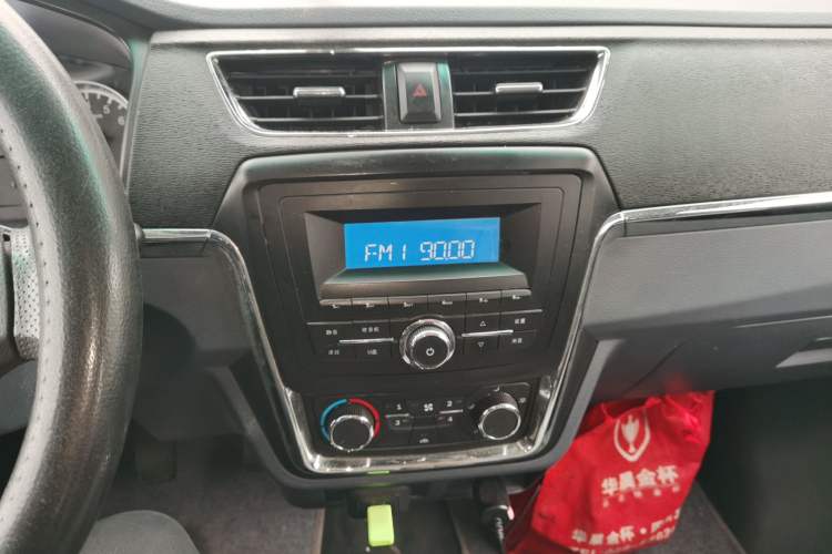 Used Jinbei Hiace X30 2019 1.5L Comfort Edition China VI SWC15M Audio And AC Panel