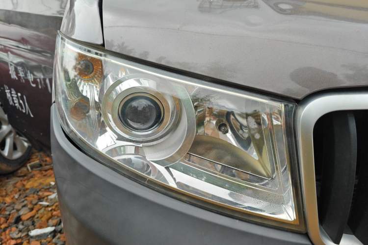 Used Jinbei Hiace X30 2019 1.5L Standard Version China VI SWC15M Right Front Headlight