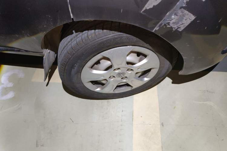 Used Jinbei Hiace X30 2019 1.5L Comfort Edition China VI SWC15M Right Front Wheel Hub