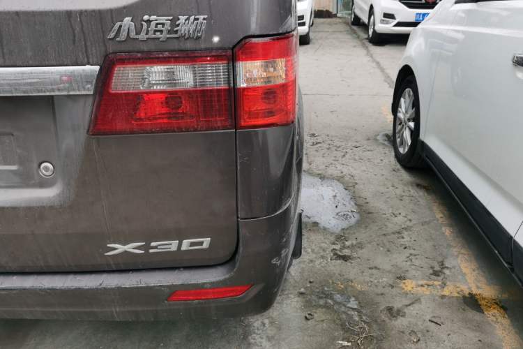 Used Jinbei Hiace X30 2019 1.5L Comfort Edition China VI SWC15M Right Rear Taillight