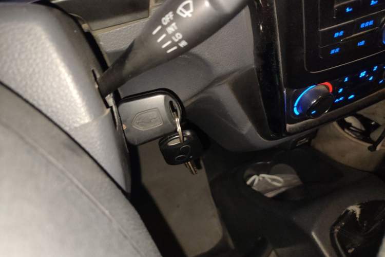Used Jinbei Hiace X30 2019 1.5L Comfort Edition China VI SWC15M Vehicle Key