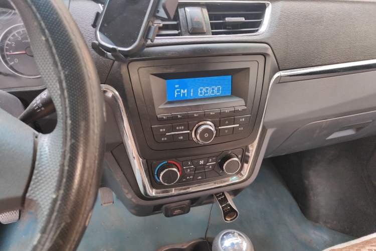 Used Jinbei Hiace X30 2019 1.5L Comfort Edition China VI SWC15M Audio And AC Panel