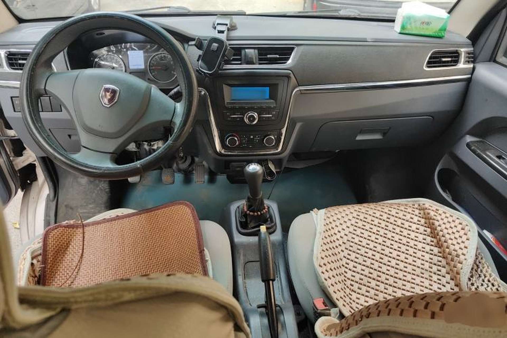Used Jinbei Hiace X30 2019 1.5L Comfort Edition China VI SWC15M Center Console
