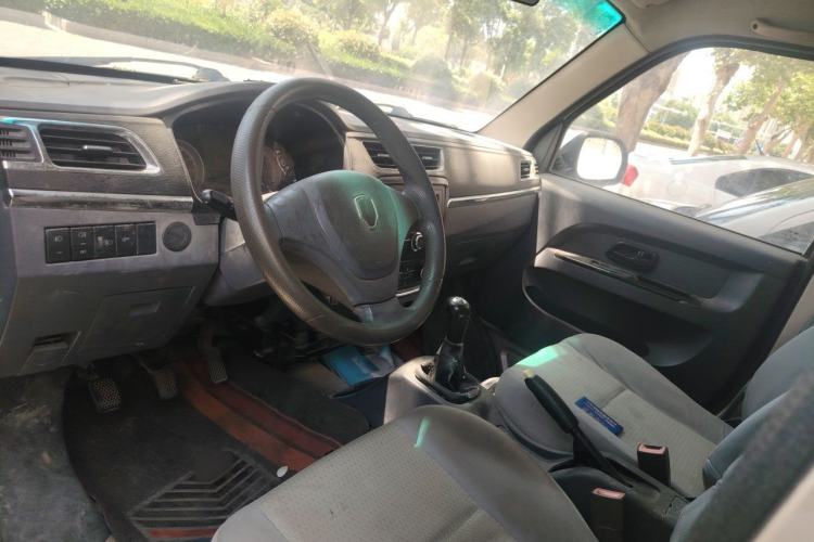 Used Jinbei Hiace X30 2019 1.5L Van Standard Model China VI SWC15M Center Console