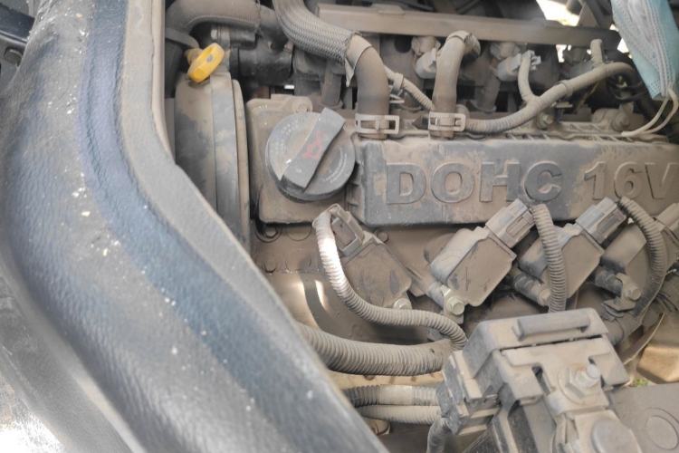 Used Jinbei Hiace X30 2019 1.5L Van Standard Model China VI SWC15M Engine Bay