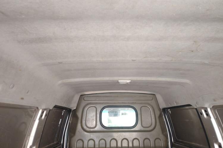 Used Jinbei Hiace X30 2019 1.5L Van Standard Model China VI SWC15M Headliner