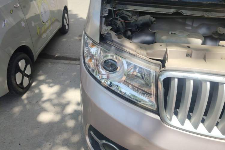 Used Jinbei Hiace X30 2019 1.5L Van Standard Model China VI SWC15M Right Front Headlight