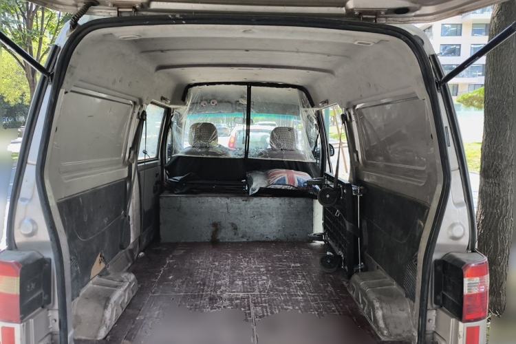 Used Jinbei Hiace X30  Trunk
