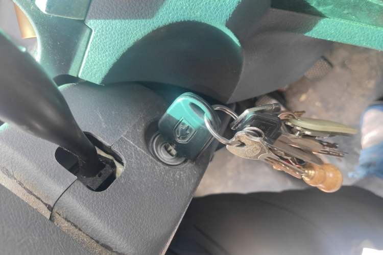 Used Jinbei Hiace X30 2019 1.5L Van Standard Model China VI SWC15M Vehicle Key