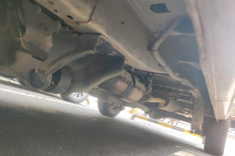 Used Jinbei Hiace X30 2019 1.5L Comfort Edition China VI SWC15M Chassis Front Left
