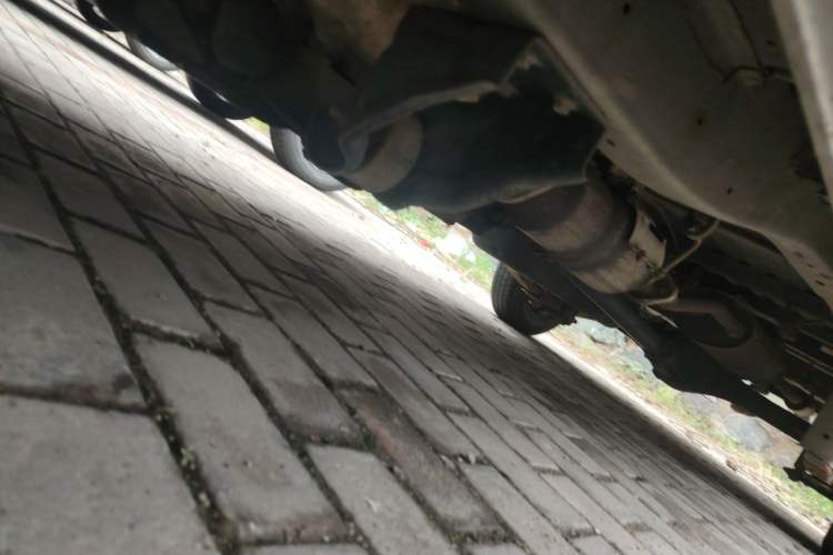 Used Jinbei Hiace X30  Chassis Front Left