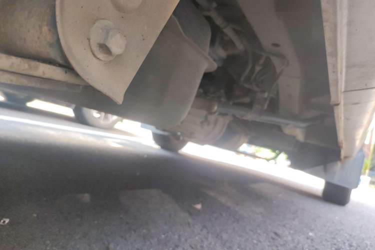 Used Jinbei Hiace X30 2019 1.5L Comfort Edition China VI SWC15M Chassis Rear Right