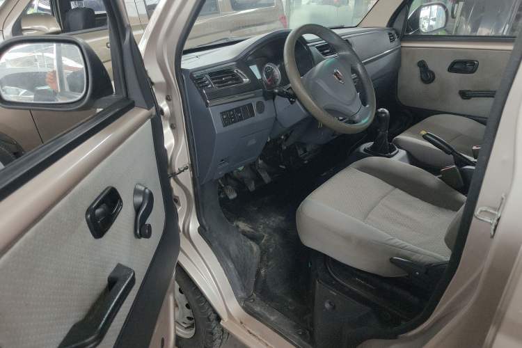 Used Jinbei Hiace X30 2019 1.5L Standard Version China VI SWC15M Driver Seat