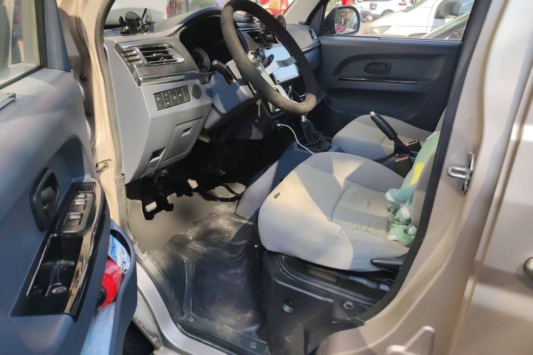 Used Jinbei Hiace X30 2019 1.5L Comfort Edition China VI SWC15M Driver Seat