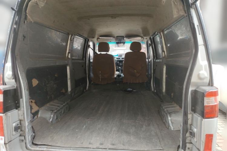 Used Jinbei Hiace X30  Trunk