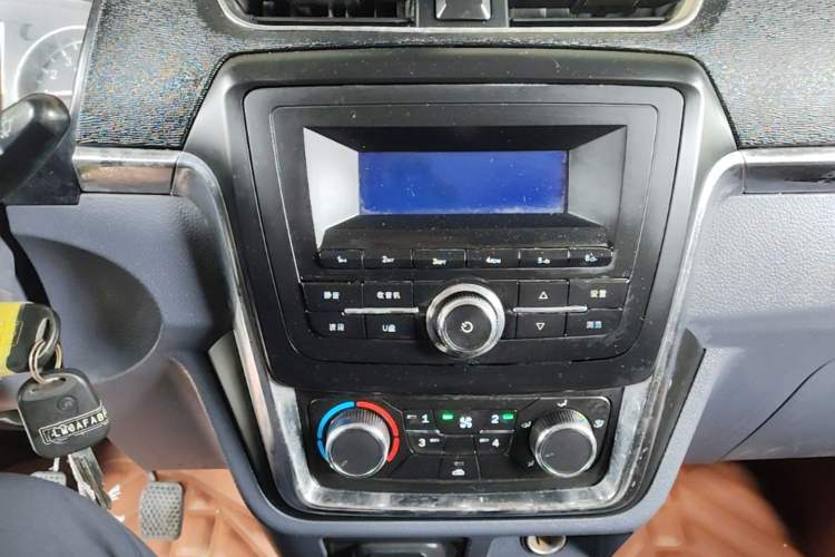 Used Jinbei Hiace X30 2019 1.5L Van Standard Model China VI SWC15M Audio And AC Panel