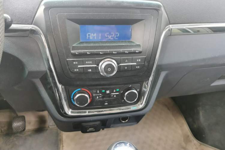 Used Jinbei Hiace X30 2019 1.5L Standard Version China VI SWC15M Audio And AC Panel
