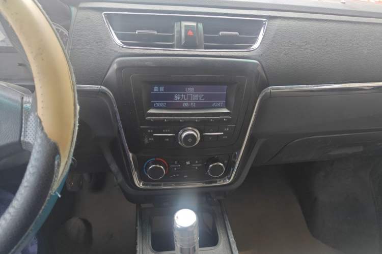 Used Jinbei Hiace X30  Audio And AC Panel