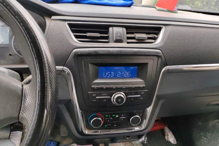 Used Jinbei Hiace X30 2019 1.5L Comfort Edition China VI SWC15M Audio And AC Panel