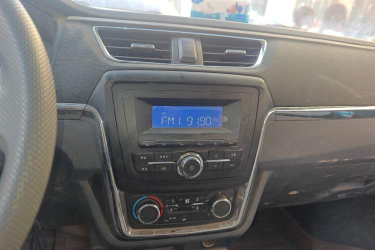 Used Jinbei Hiace X30 2019 1.5L Comfort Edition China VI SWC15M Audio And AC Panel