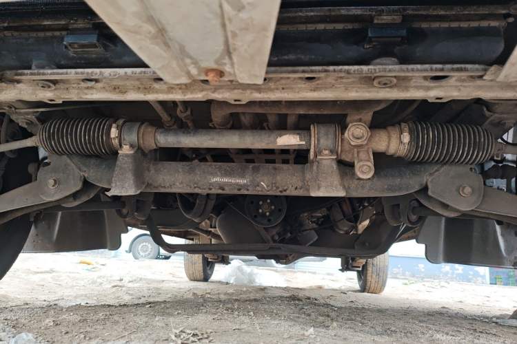 Used Jinbei Hiace X30 2019 1.5L Standard Version China VI SWC15M Chassis Front