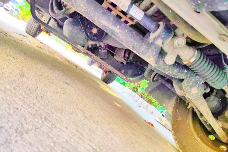 Used Jinbei Hiace X30 2019 1.5L Standard Version China VI SWC15M Chassis Front