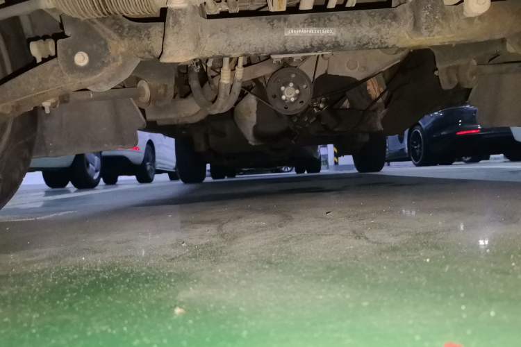 Used Jinbei Hiace X30 2019 1.5L Van Comfort Model China VI SWC15M Chassis Front