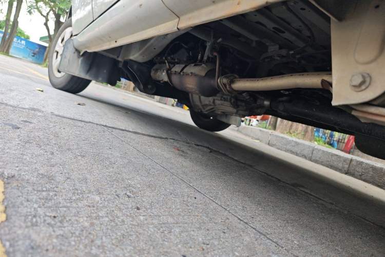 Used Jinbei Hiace X30 2019 1.5L Standard Version China VI SWC15M Chassis Rear Left