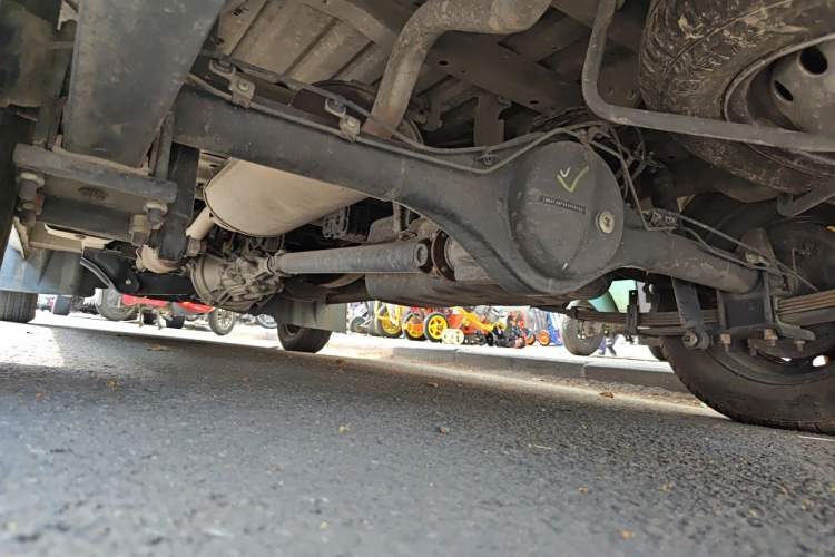 Used Jinbei Hiace X30 2019 1.5L Standard Version China VI SWC15M Chassis Rear Left