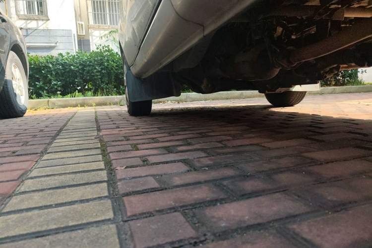 Used Jinbei Hiace X30  Chassis Rear Left