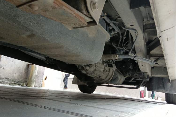 Used Jinbei Hiace X30 2019 1.5L Standard Version China VI SWC15M Chassis Rear Right