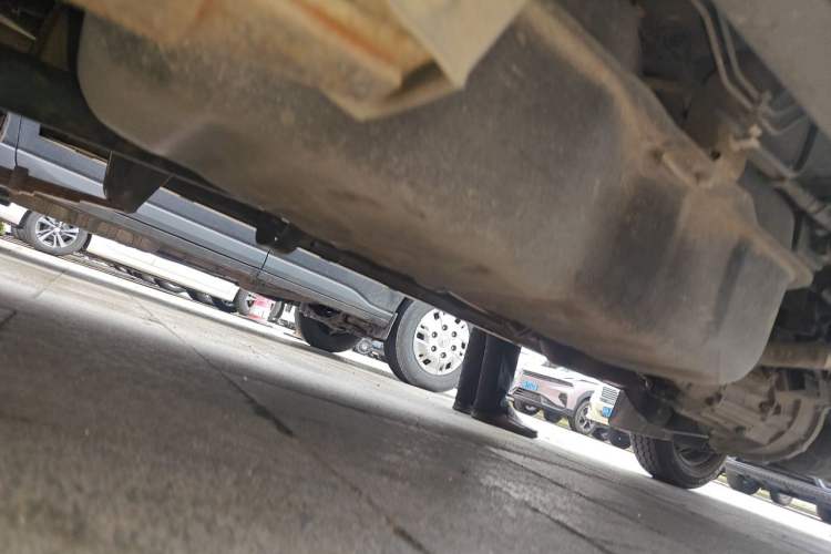 Used Jinbei Hiace X30  Chassis Rear Right