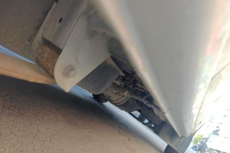 Used Jinbei Hiace X30 2019 1.5L Comfort Edition China VI SWC15M Chassis Rear Right