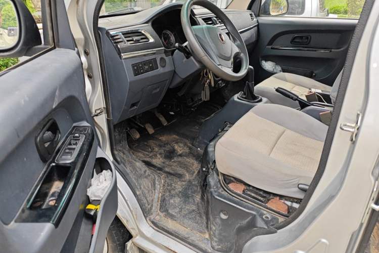 Used Jinbei Hiace X30 2019 1.5L Standard Version China VI SWC15M Driver Seat