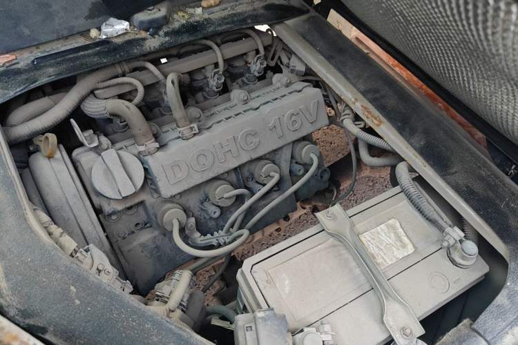 Used Jinbei Hiace X30 2019 1.5L Van Standard Model China VI SWC15M Engine Bay