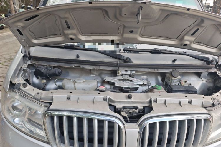 Used Jinbei Hiace X30 2019 1.5L Standard Version China VI SWC15M Engine Bay