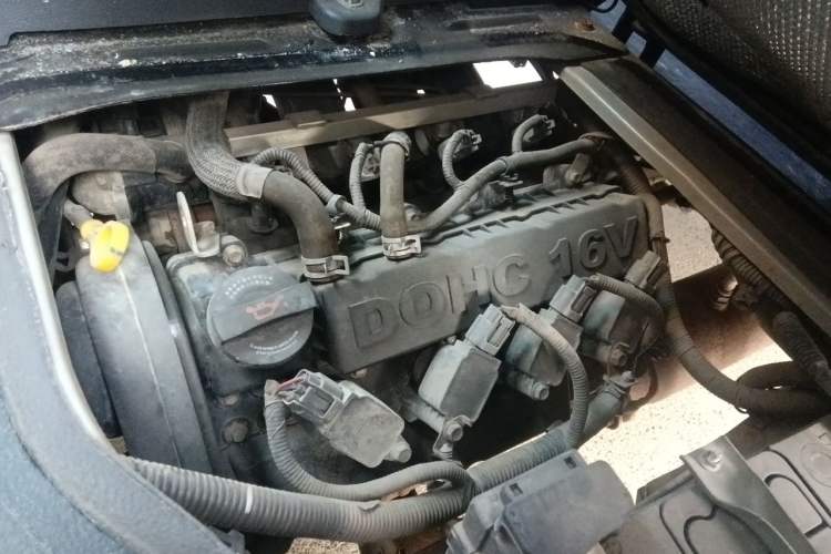 Used Jinbei Hiace X30 2019 1.5L Comfort Edition China VI SWC15M Engine Bay Left