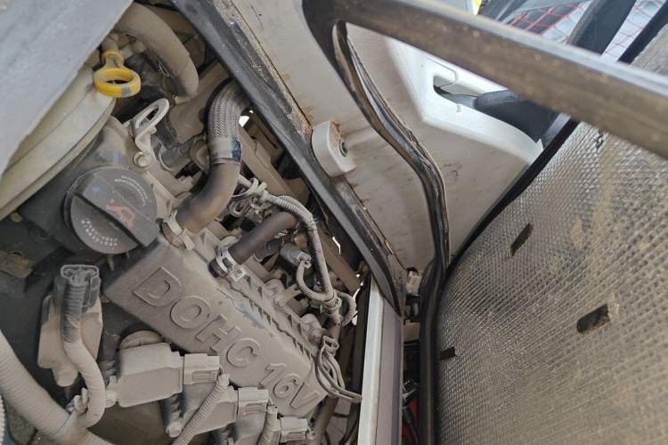 Used Jinbei Hiace X30  Engine Bay Right