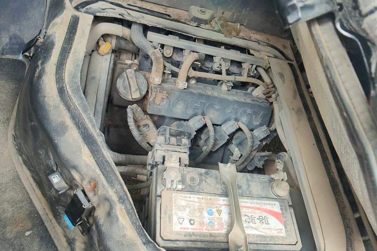 Used Jinbei Hiace X30 2019 1.5L Comfort Edition China VI SWC15M Engine Bay Right