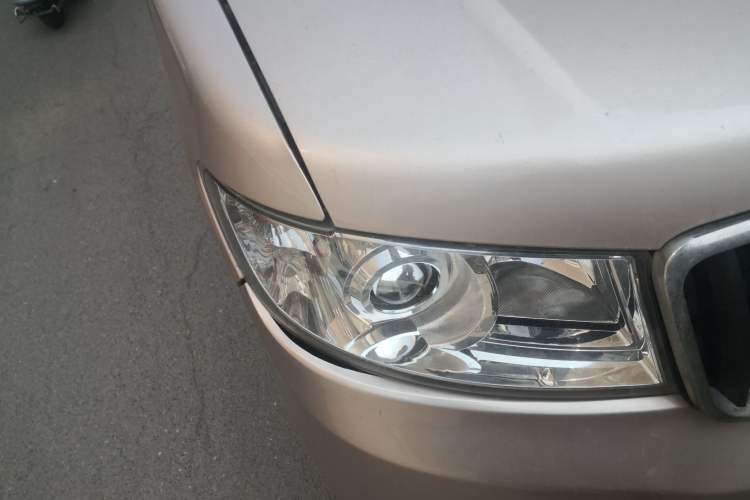 Used Jinbei Hiace X30 2019 1.5L Van Standard Model China VI SWC15M Exterior 6