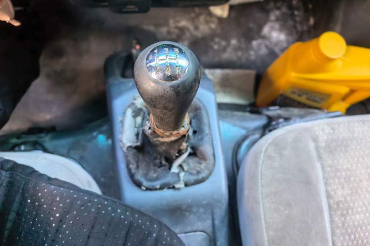 Used Jinbei Hiace X30 2019 1.5L Standard Version China VI SWC15M Gear Lever