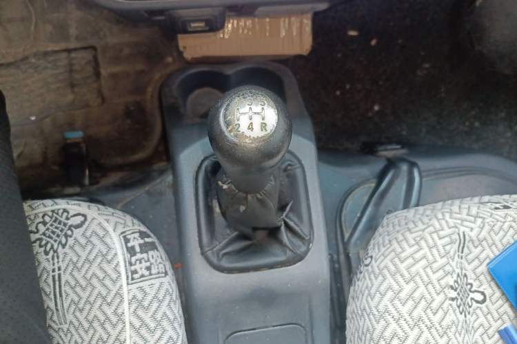 Used Jinbei Hiace X30 2019 1.5L Van Comfort Model China VI SWC15M Gear Lever