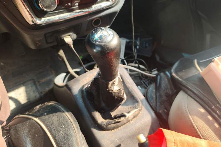 Used Jinbei Hiace X30  Gear Lever