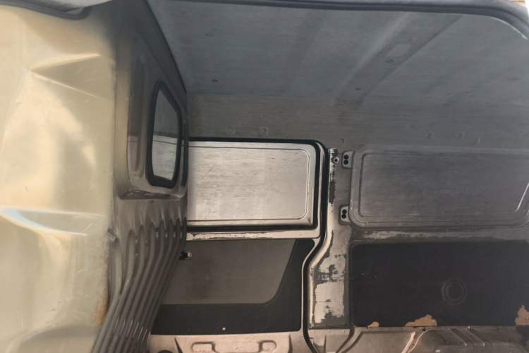 Used Jinbei Hiace X30 2019 1.5L Van Standard Model China VI SWC15M Headliner
