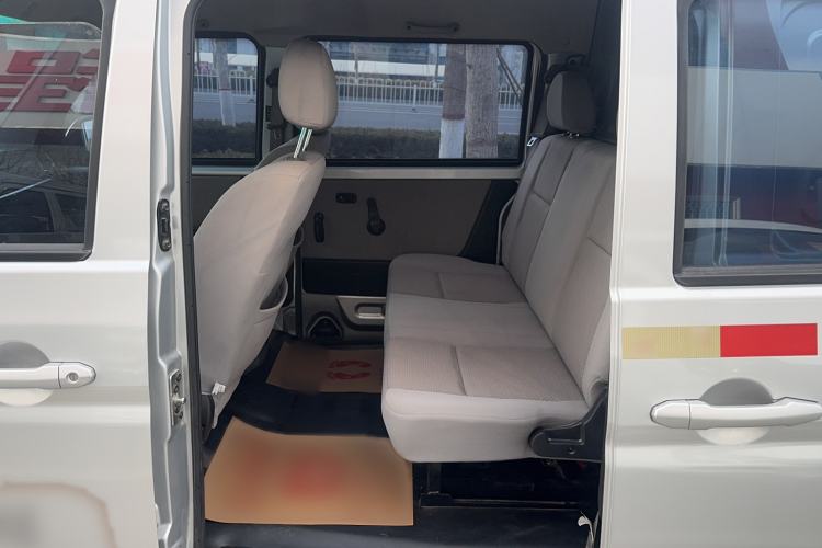 Used Jinbei Hiace X30 2019 1.5L Van Standard Model China VI SWC15M Interior 1