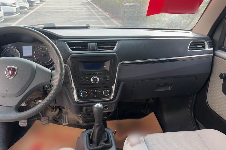 Used Jinbei Hiace X30 2019 1.5L Van Standard Model China VI SWC15M Interior 3