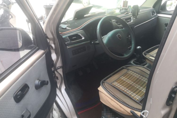 Used Jinbei Hiace X30 2019 1.5L Van Standard Model China VI SWC15M Interior 3