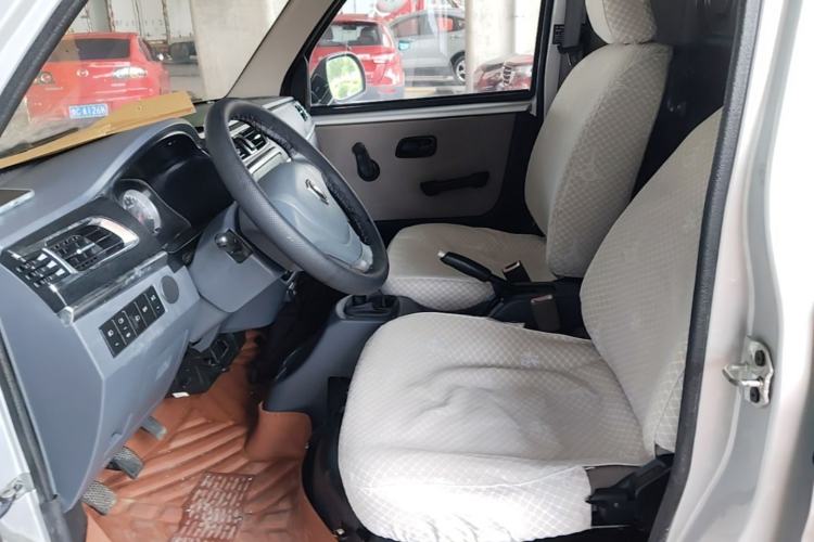 Used Jinbei Hiace X30 2019 1.5L Van Standard Model China VI SWC15M Left Front Seat