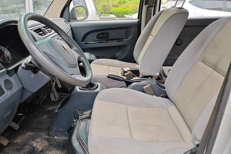 Used Jinbei Hiace X30 2019 1.5L Standard Version China VI SWC15M Left Front Seat
