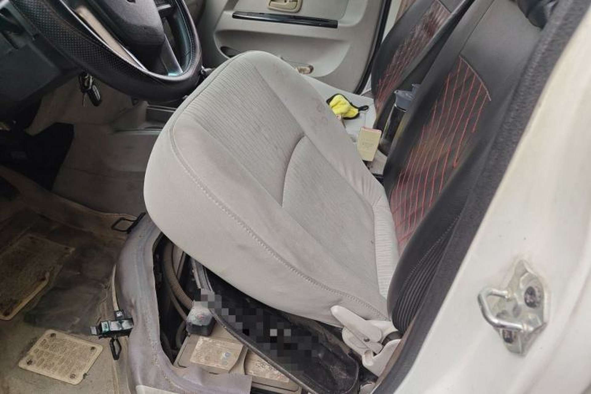 Used Jinbei Hiace X30  Left Front Seat